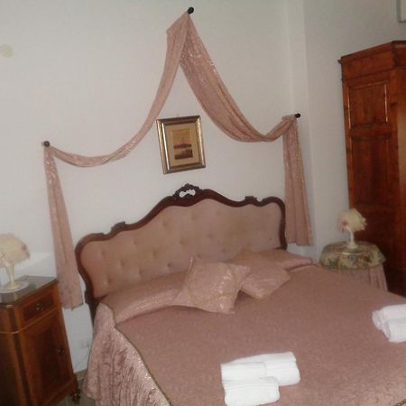 Hotel Rosati 키우시 외부 사진